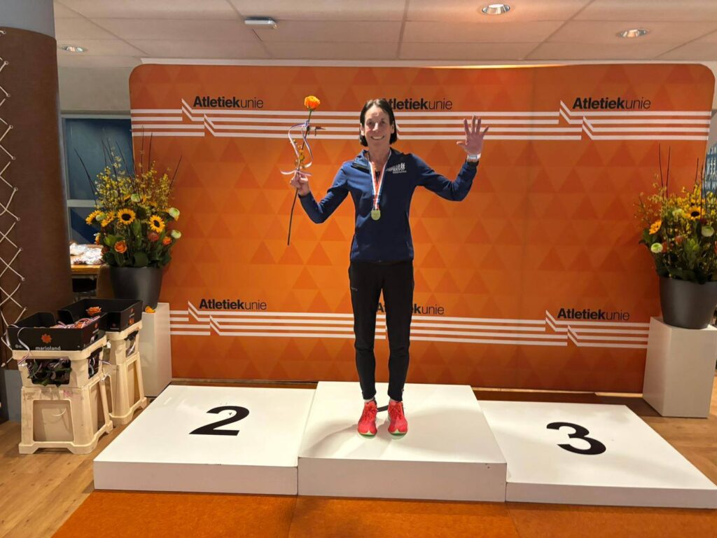 Karin Verheijden won 2 keer goud bij de NK indoor voor masters