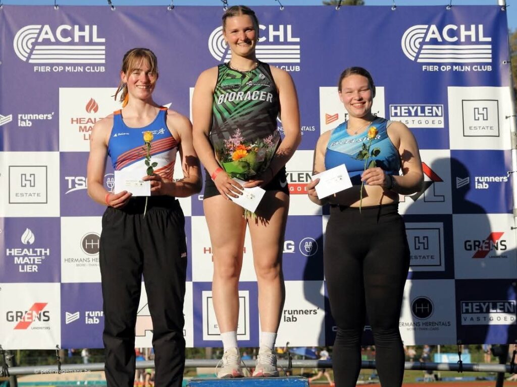 Kirsten Peeters werpt clubrecord kogelslingeren in Herentals